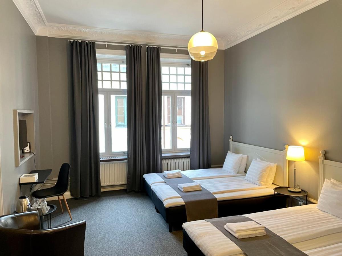 Unique Hotel 3*